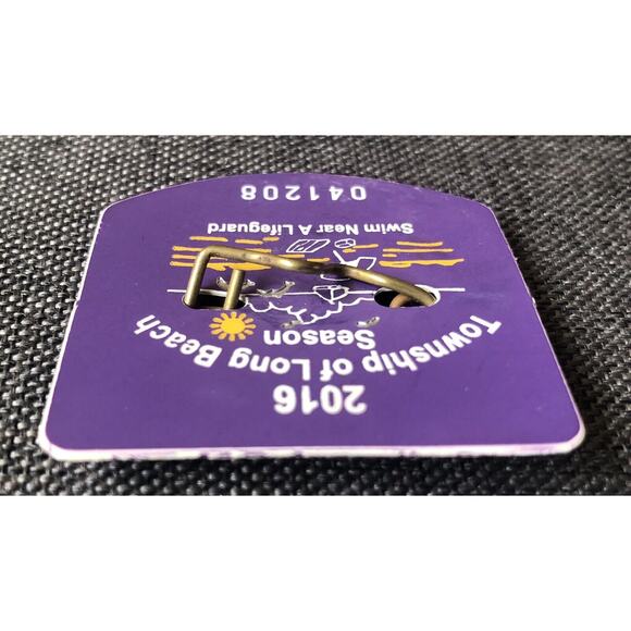 2016 Beach Badge Pin Long Beach Township New Jersey Shore LBI Surf Summer Decor - Picture 3 of 7